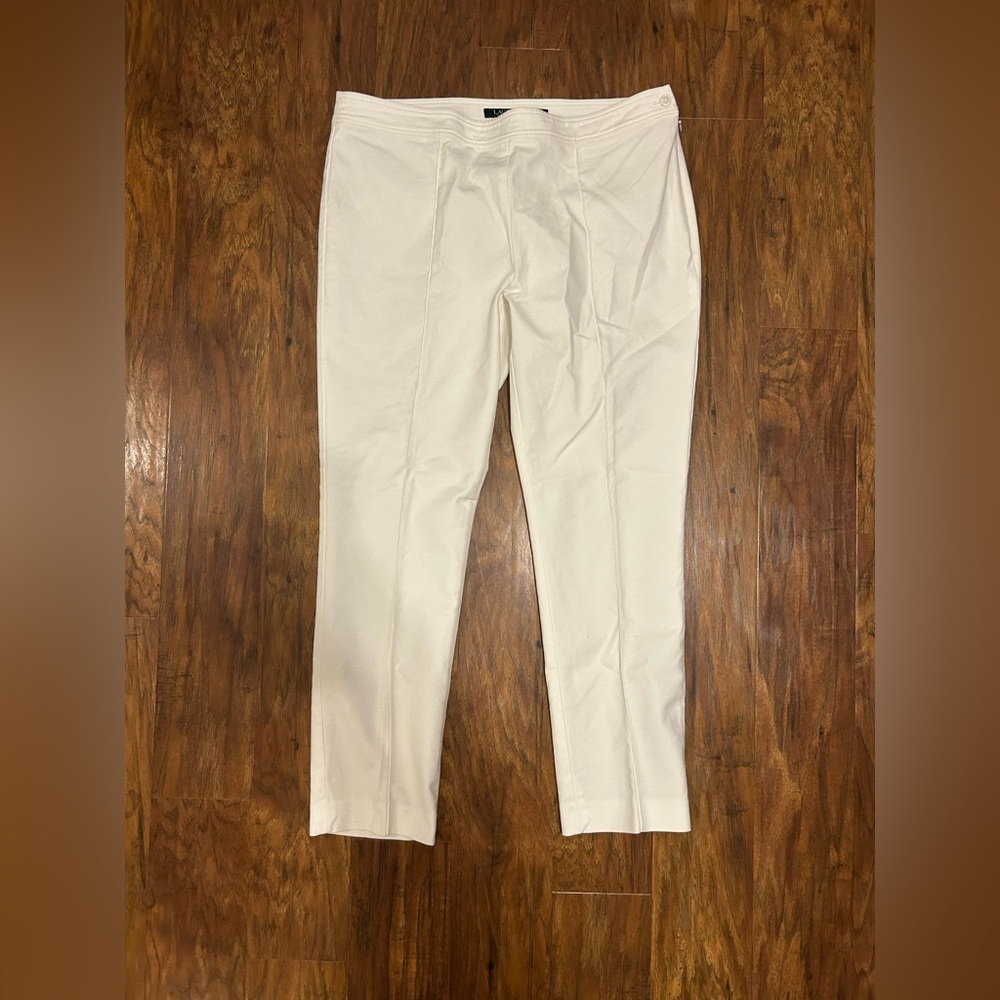 Women’s Cream Cropped Capri Ankle Pants Side Zip Closure 90s Minimalism Classy